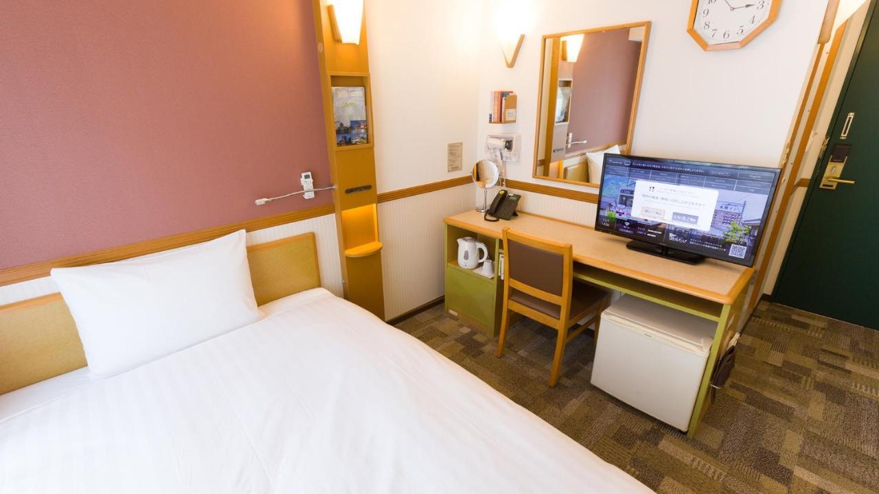 פוקואוקה Toyoko Inn Hakata-Eki Bus Terminal Mae מראה חיצוני תמונה