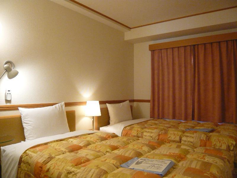 פוקואוקה Toyoko Inn Hakata-Eki Bus Terminal Mae מראה חיצוני תמונה